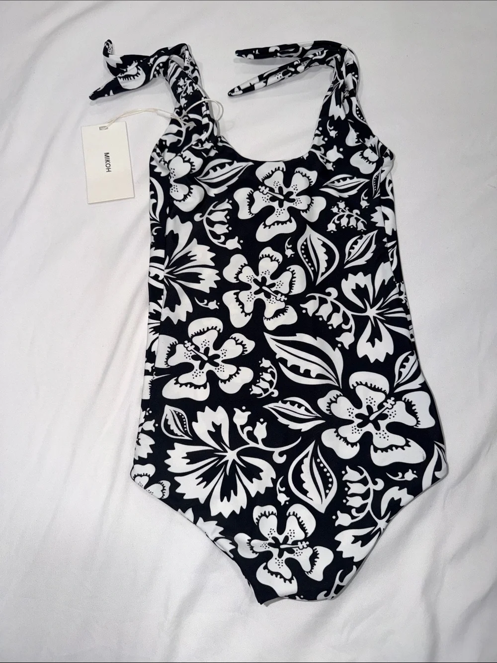 Mikoh kids One Piece Swimsuit Sz LARGE